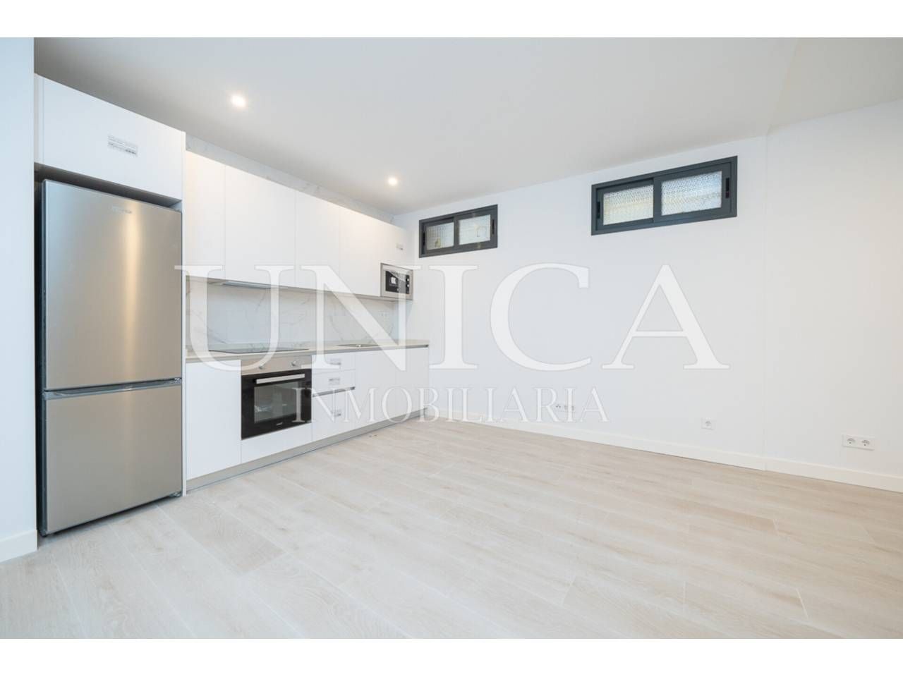 Kitchen of Flat for sale in  Madrid Capital  with Air Conditioner and Heating