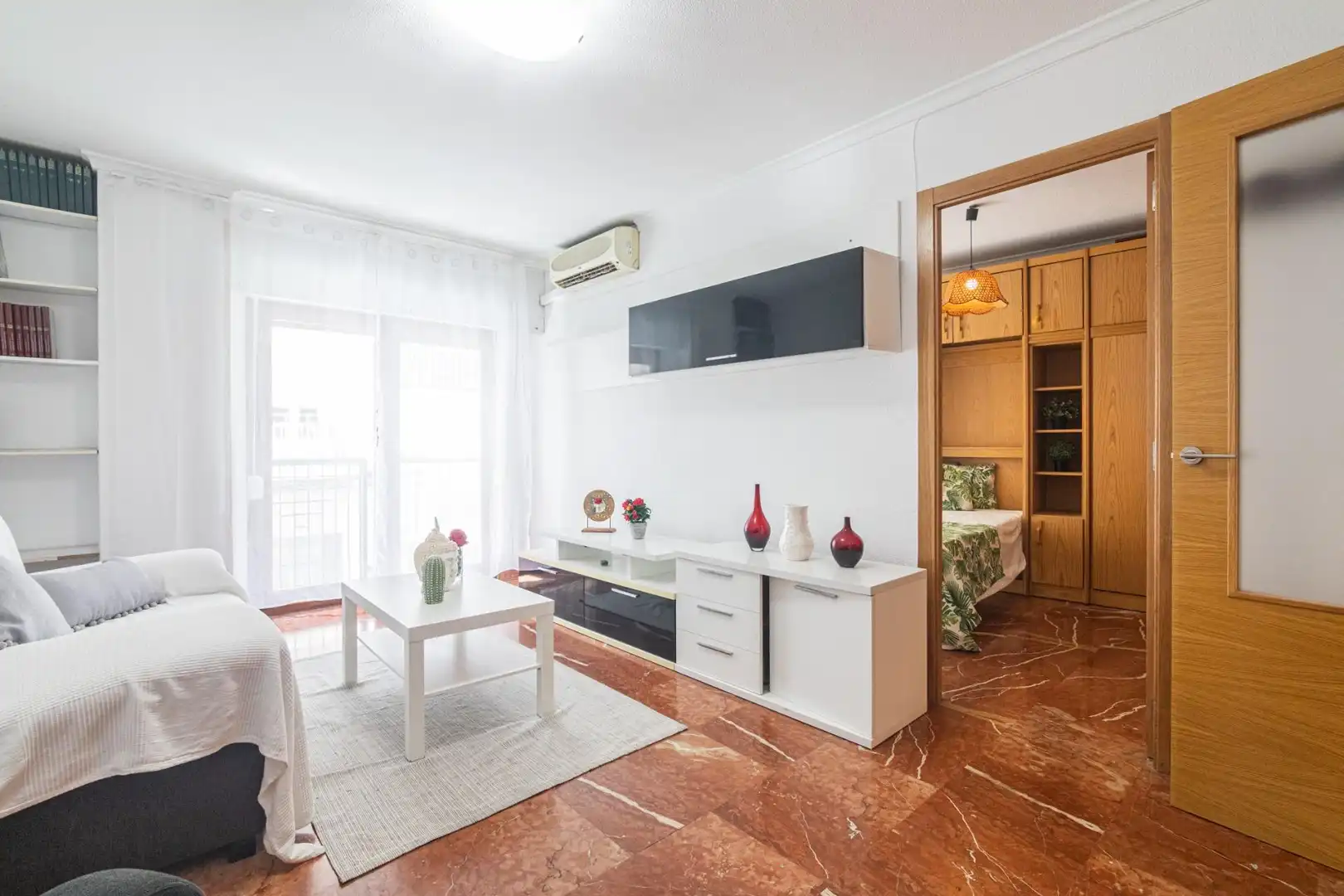 Wohnzimmer von Wohnung zum Verkauf in Elche / Elx mit Klimaanlage, Heizung und Balkon
