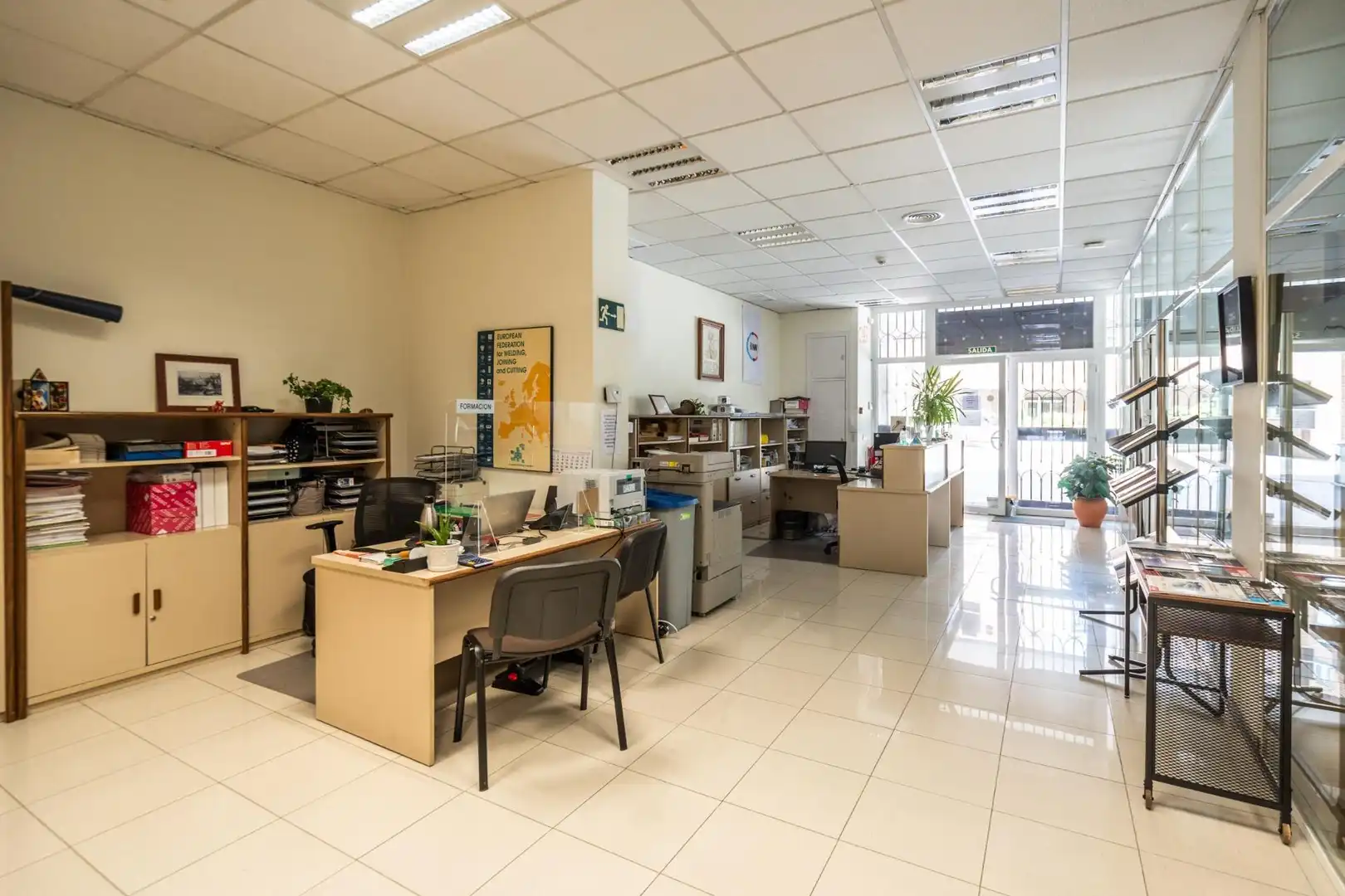 Büro zum Verkauf in Madrid mit Klimaanlage und Heizung