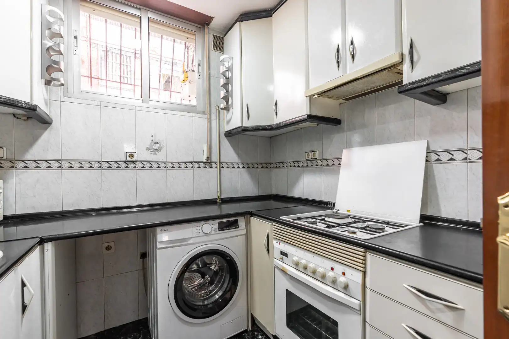 Cocina de Piso en venta en Madrid con Calefacción