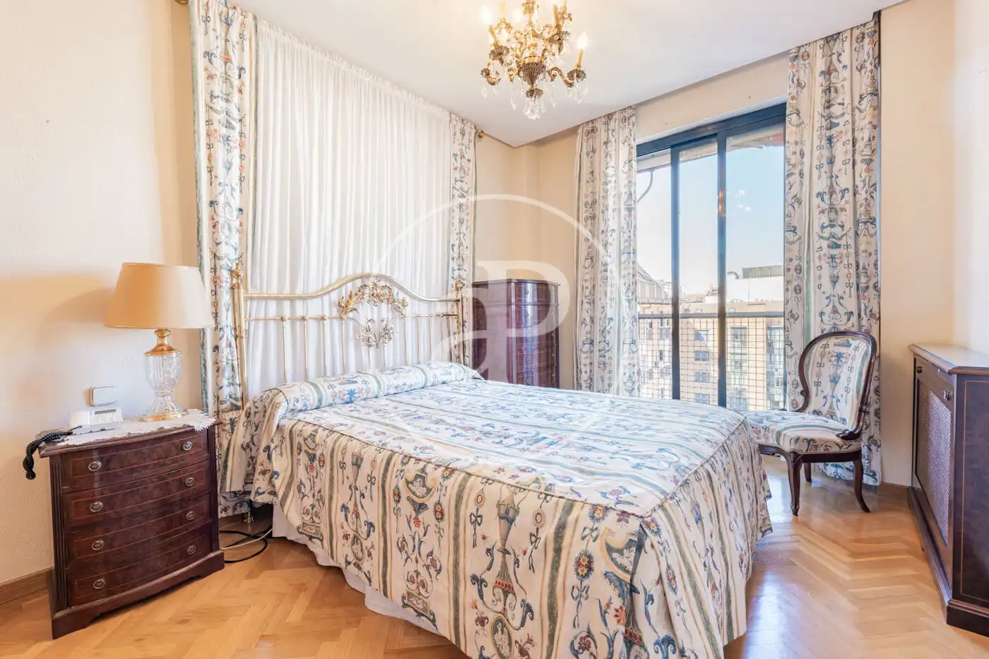 Bedroom of Flat for sale in Madrid  with Air Conditioner and Heating