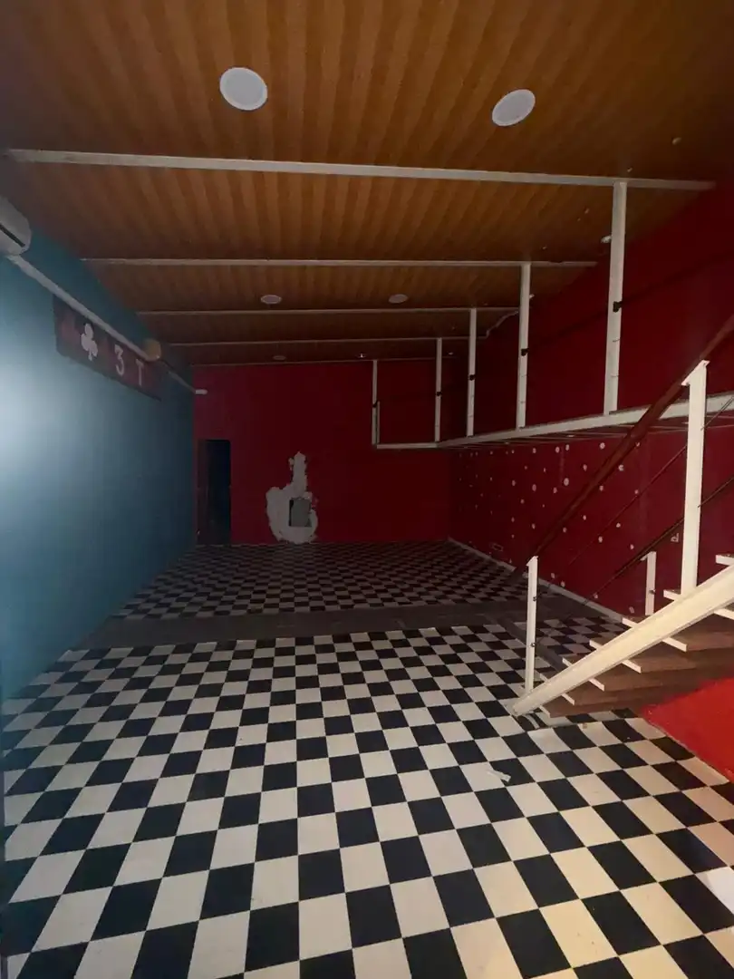 Local comercial en venta en Sants - Montjuïc, imagen 2