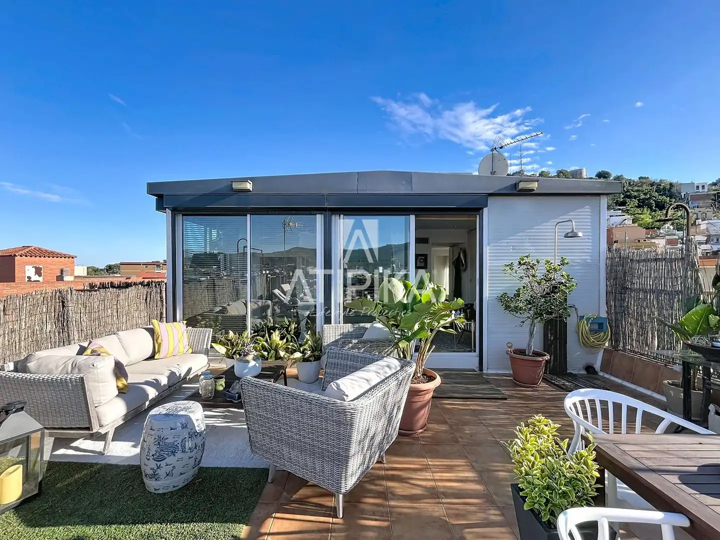 Terrasse von Maisonette zum Verkauf in Barcelona mit Klimaanlage, Heizung und Terrasse