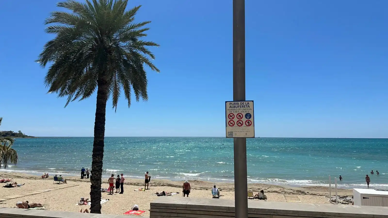 Vista exterior de Pis en venda en Alicante / Alacant amb Forn, Rentadora i Microones
