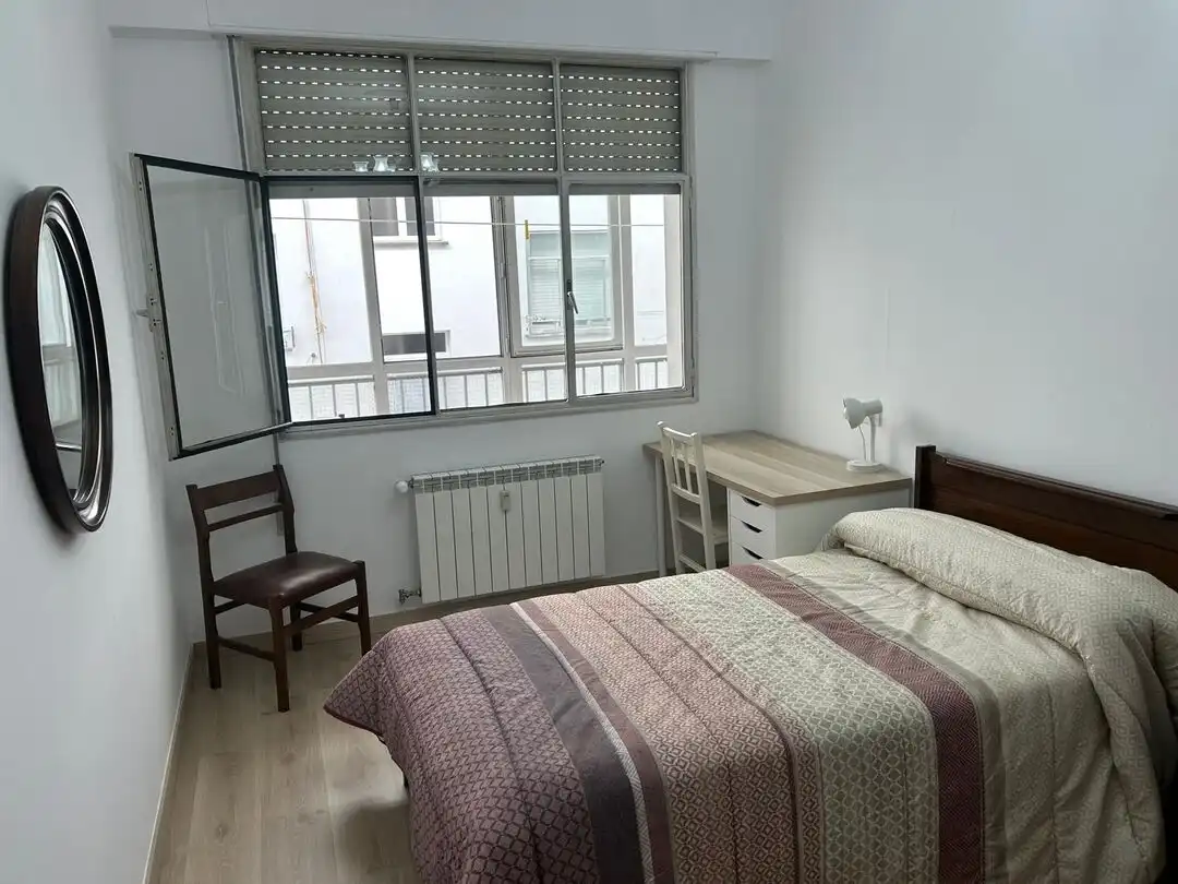 Schlafzimmer von Wohnung zur Miete in Vitoria - Gasteiz mit Heizung, Terrasse und Abstellraum