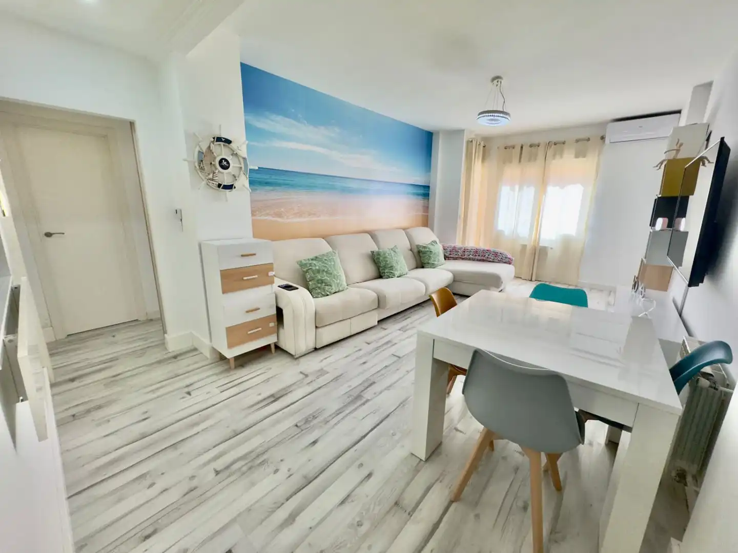 Sala de estar de Piso en venta en Valdepeñas con Aire acondicionado, Calefacción y Balcón