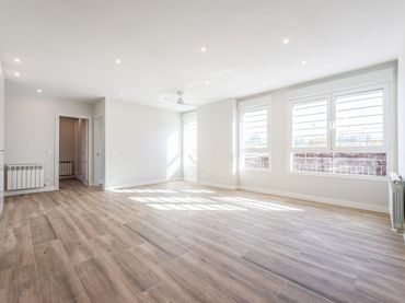 Piso con ascensor en venta en Calle del Trinquete