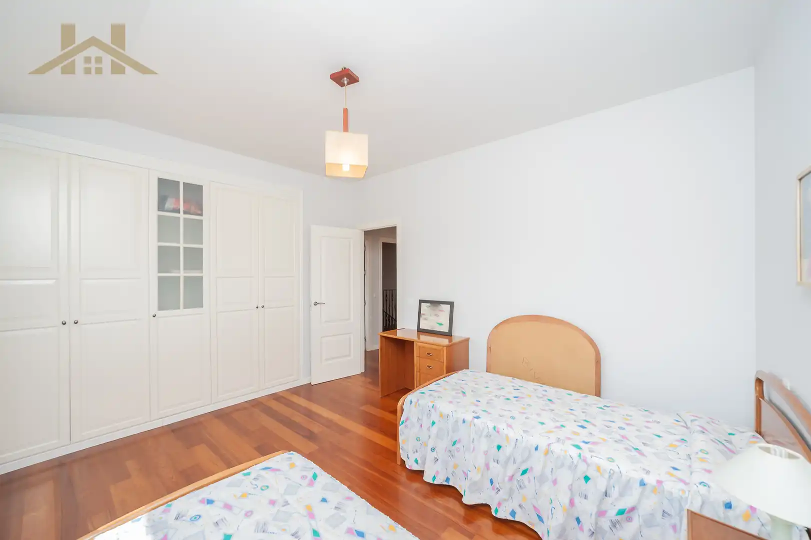 Dormitori de Casa o xalet en venda en Arroyomolinos (Madrid) amb Aire condicionat, Calefacció i Jardí privat