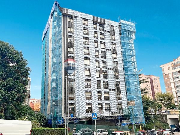 Vista exterior de Pis en venda en Vigo  amb Calefacció, Traster i Balcó