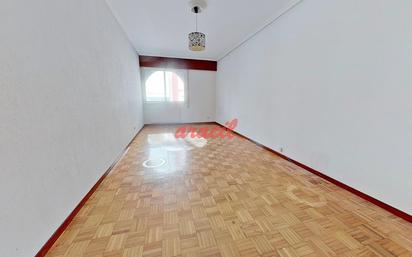 Bedroom of Flat for sale in Ourense Capital   with Heating, Parquet flooring and Storage room