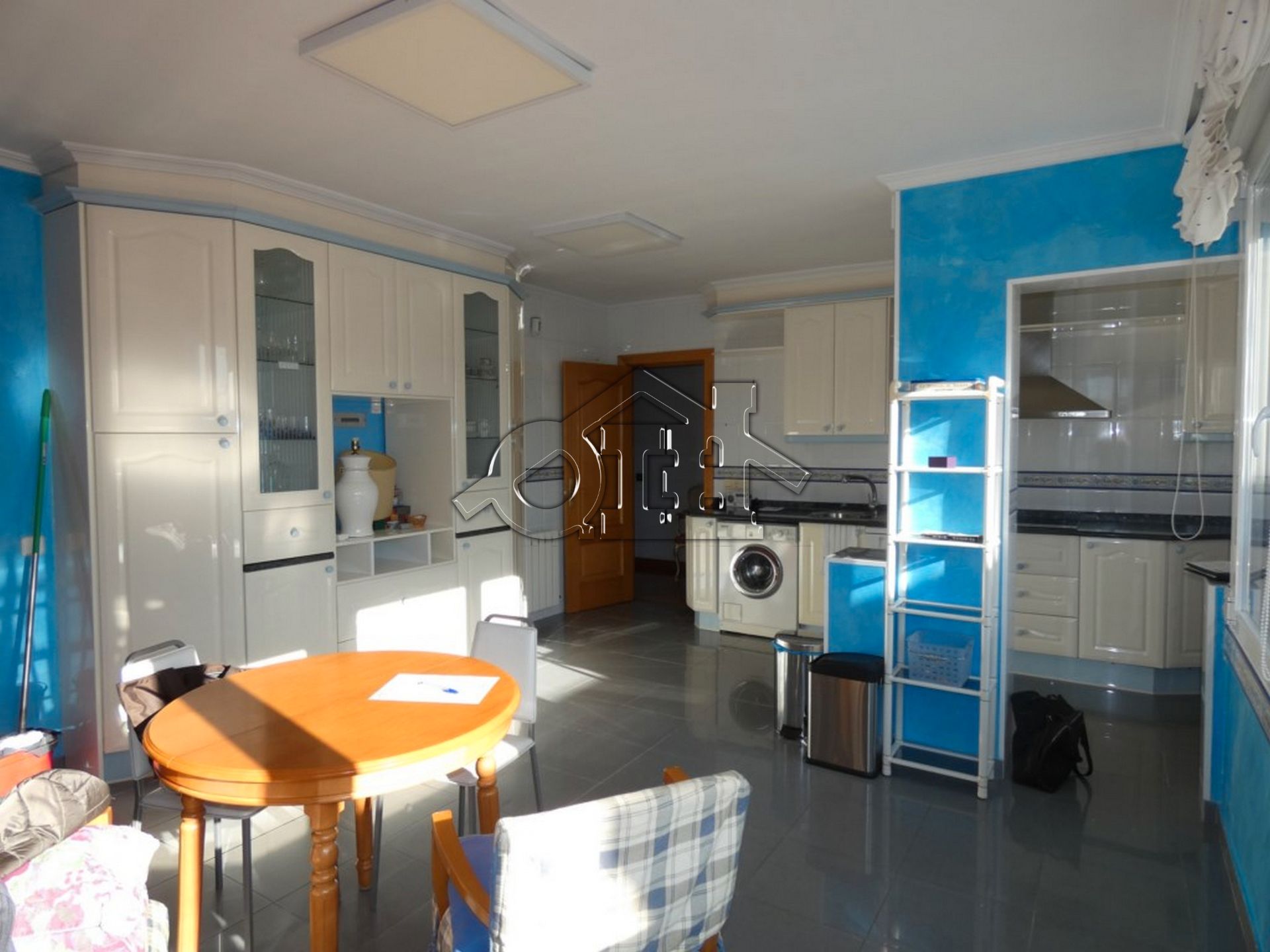 Kitchen of Flat for sale in Alcalá de Henares  with Air Conditioner, Heating and Parquet flooring
