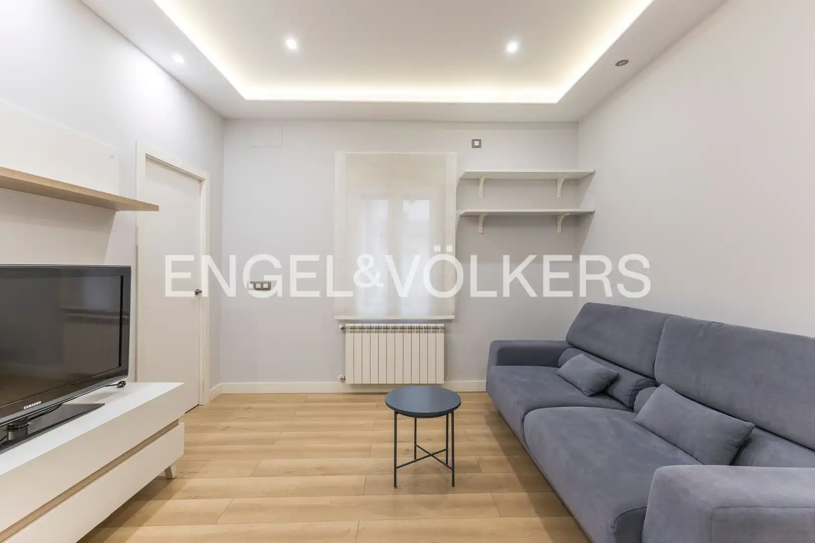 Living room of Ground floor for rent in Madrid  with Heating and Furnished