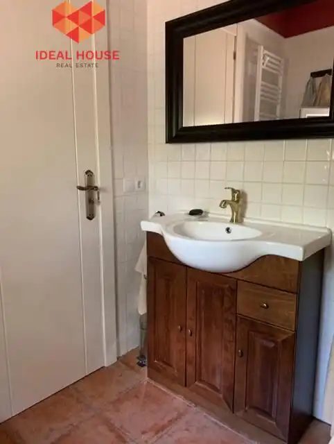 Bany de Finca rústica en venda en Villacastín amb Jardí privat, Terrassa i Moblat
