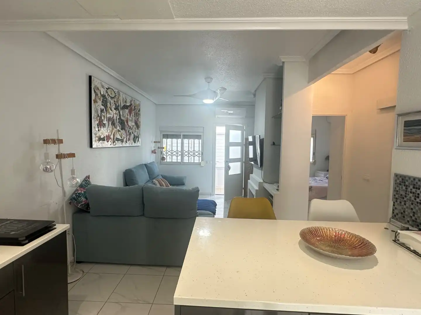 Sala d'estar de Casa o xalet en venda en Orihuela amb Aire condicionat, Piscina i Moblat