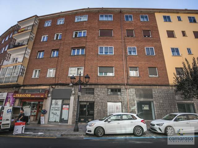 Piso en Venta en Avenida Portugal, 18 en Centro