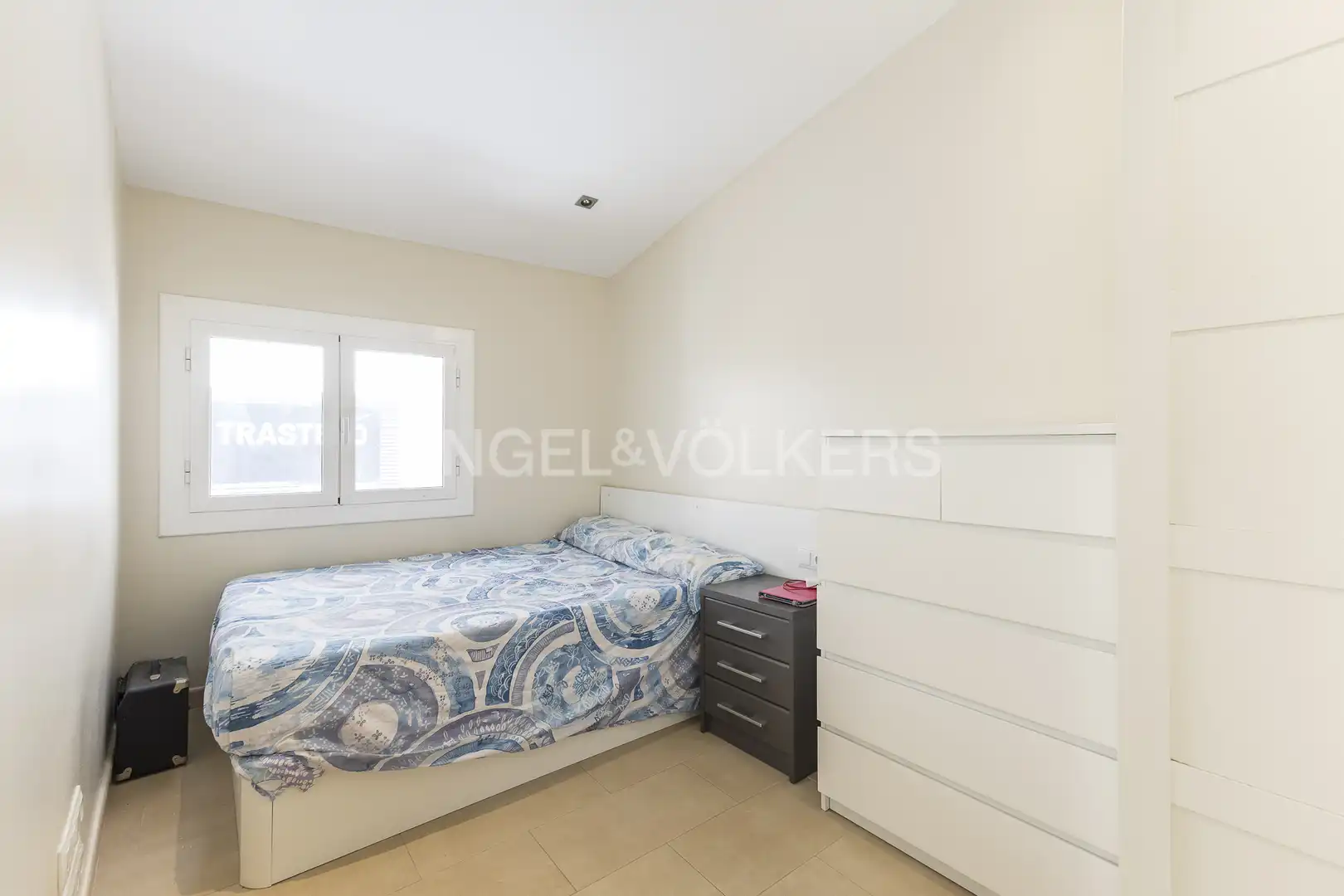 Bedroom of Houses for sale in Barcelona  with Air Conditioner, Heating and Terrace