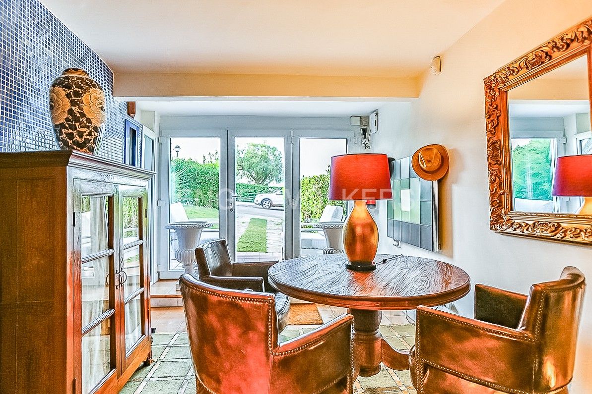 Dining room of Duplex to rent in Sitges  with Air Conditioner, Heating and Balcony