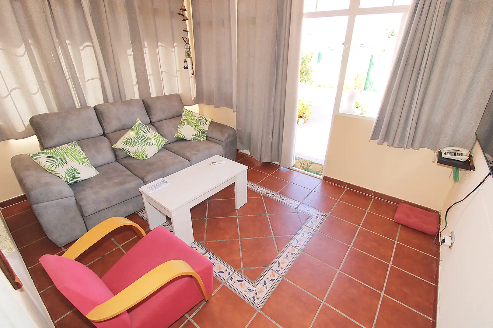Sala de estar de Casa o chalet en venta en Torremocha de Jarama con Aire acondicionado, Calefacción y Jardín privado