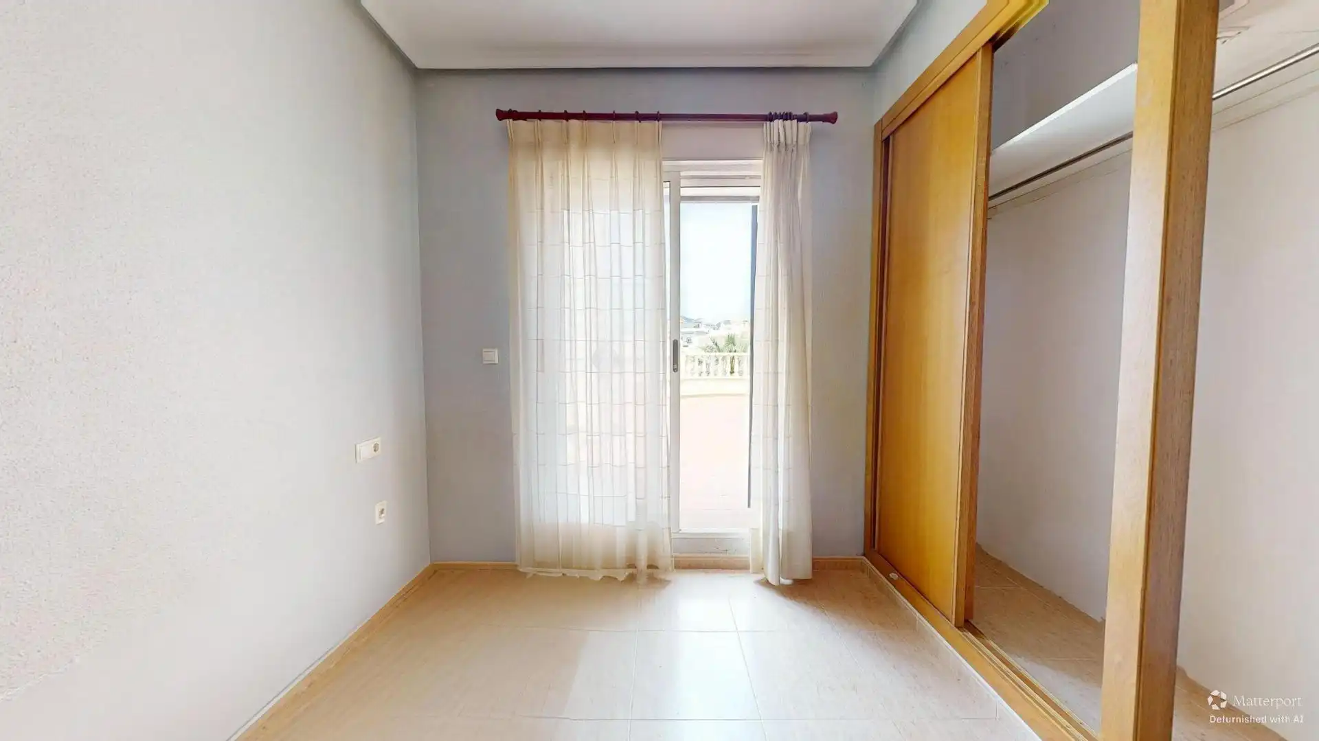 Habitación de Casa adosada en venta en Monforte del Cid con Jardín privado