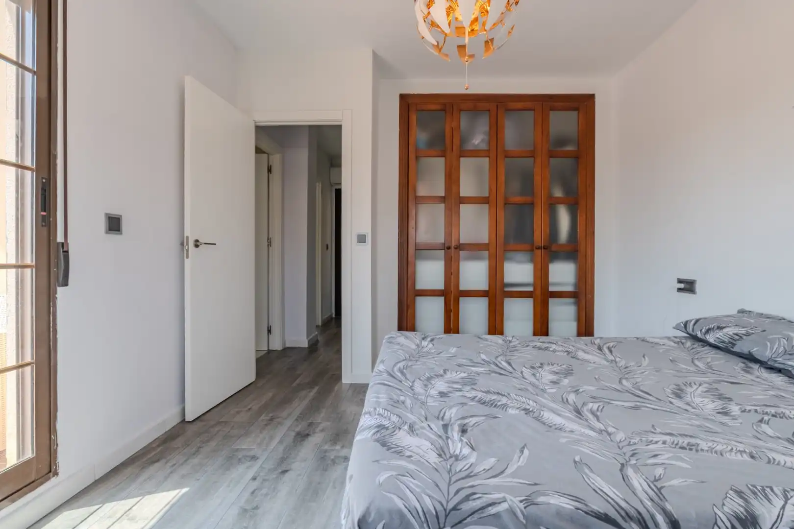 Dormitori de Casa o xalet en venda en Torrevieja amb Jardí privat, Terrassa i Piscina