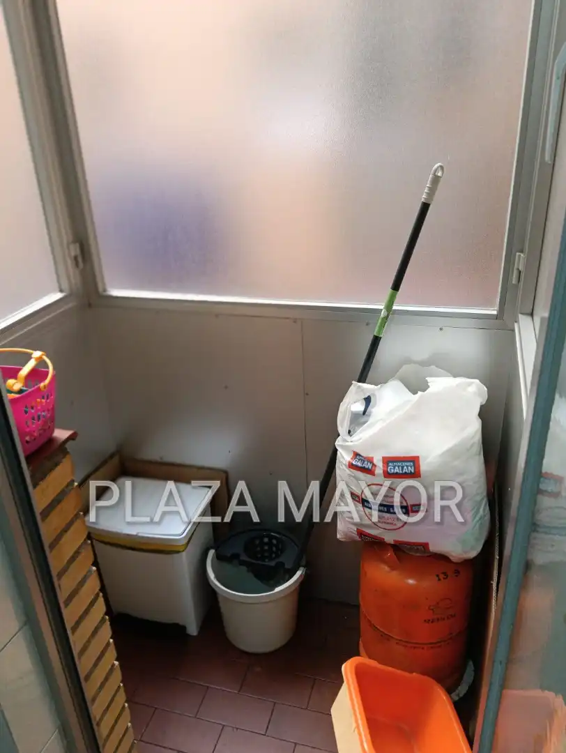 Parking de Piso en venta en Salamanca con Calefacción, Parquet y Amueblado