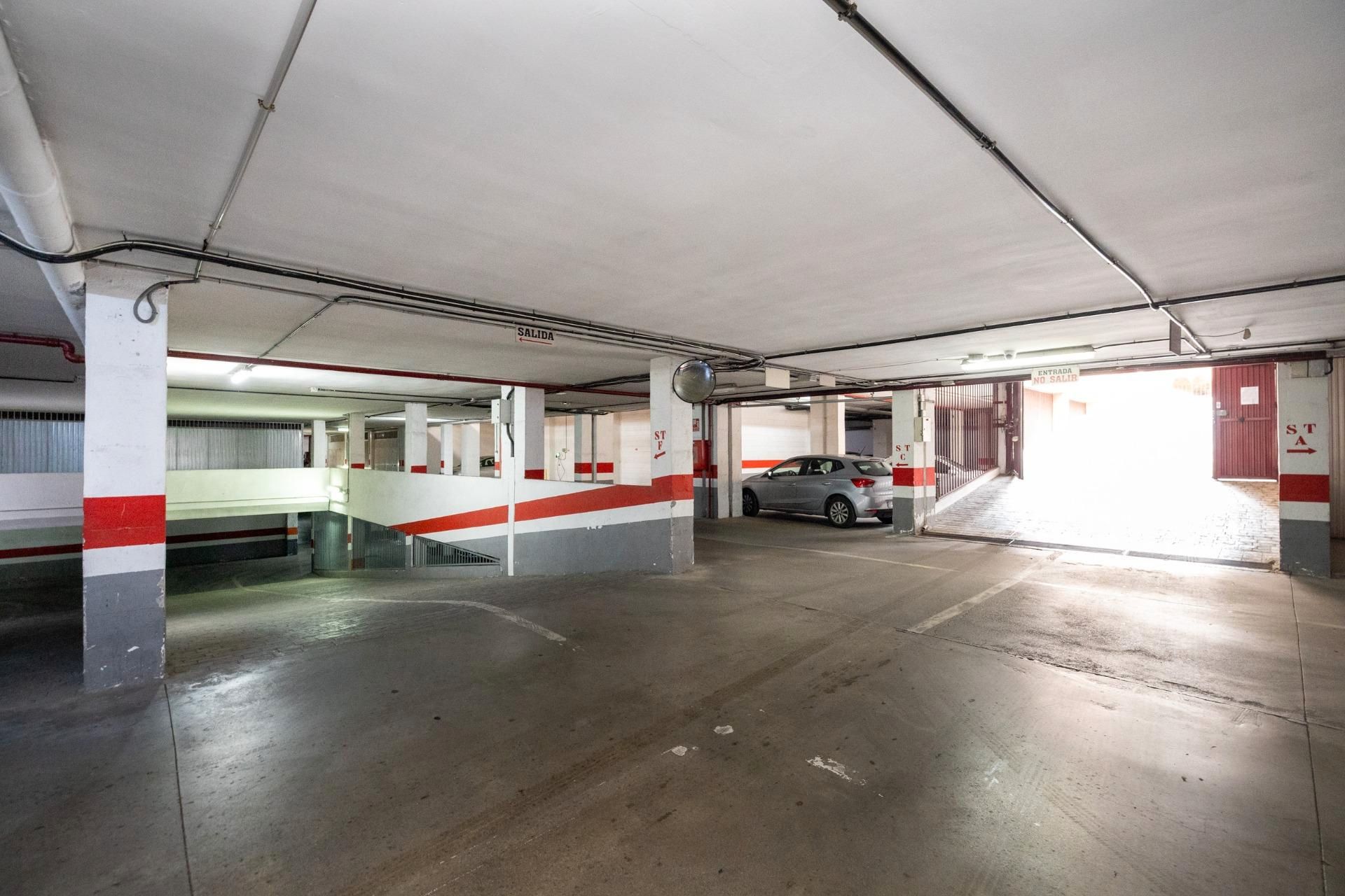 Parking of Garage for sale in  Granada Capital