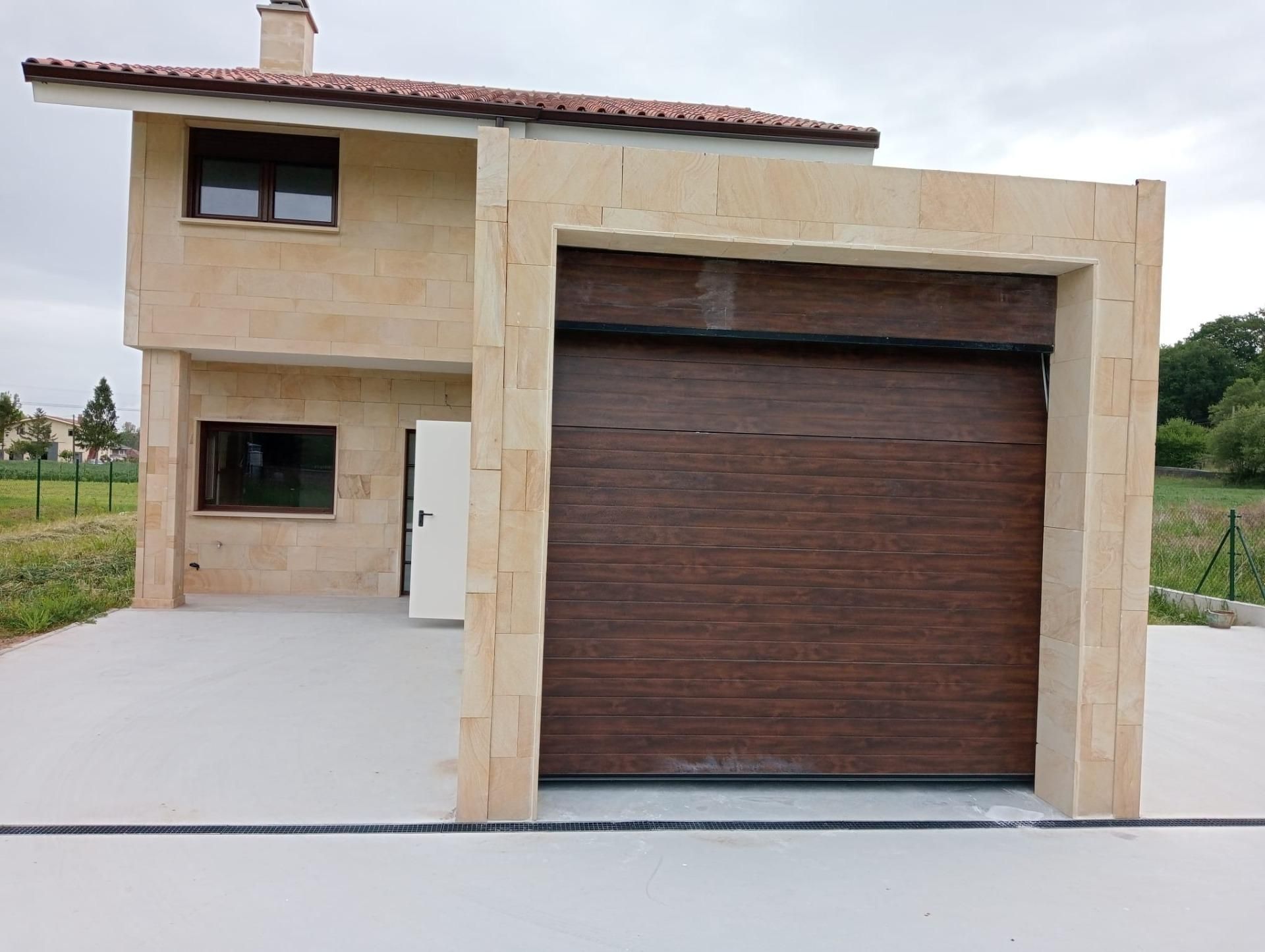 Vista exterior de Casa o xalet en venda en Piélagos amb Calefacció i Jardí privat