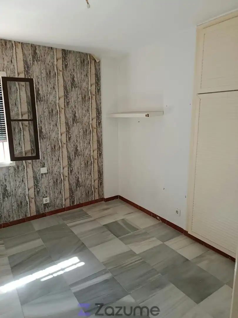 Habitación de Piso de alquiler en Sevilla con Aire acondicionado, Calefacción y Horno