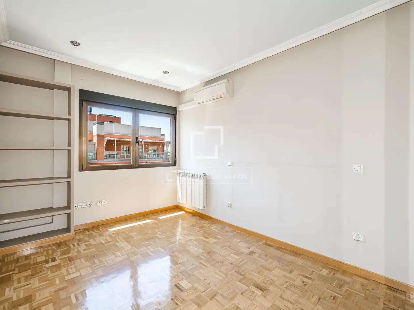 Habitación de Piso en venta en Madrid con Aire acondicionado y Calefacción