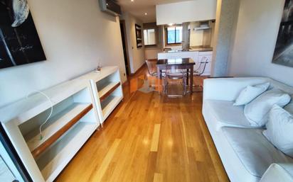 Living room of Flat for sale in Vigo   with Air Conditioner, Heating and Storage room