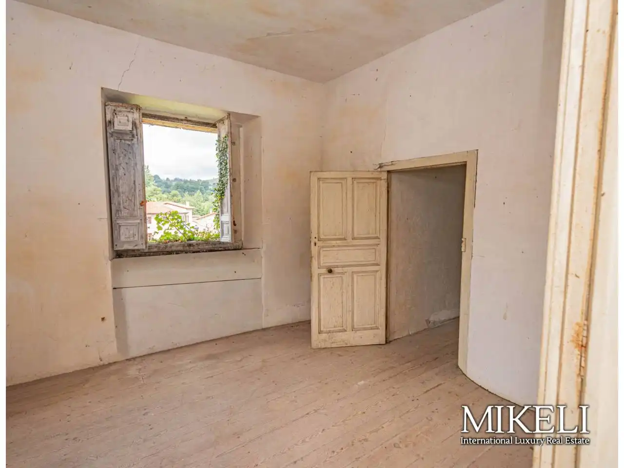 Habitación de Finca rústica en venta en Saro con Jardín privado y Parquet