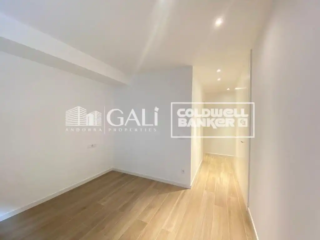 Piso de 3 habitaciones en alquiler en Escaldes-Engordany · 7 de 59