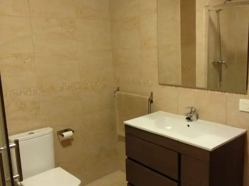 Baño de Piso de alquiler en Centro