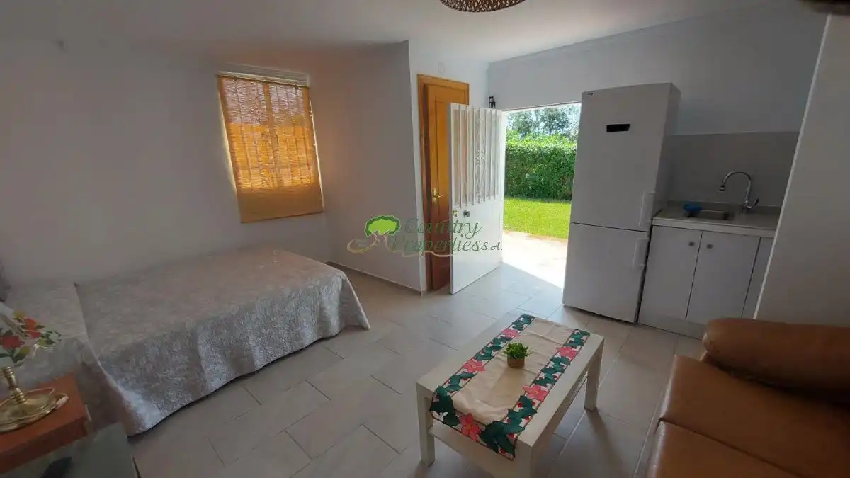 Jardí de Finca rústica de lloguer en Algarrobo amb Terrassa, Traster i Moblat