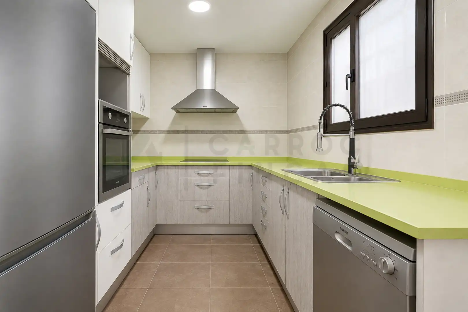 Küche von Haus oder Chalet zum Verkauf in Vallgorguina mit Heizung, Privatgarten und Ofen