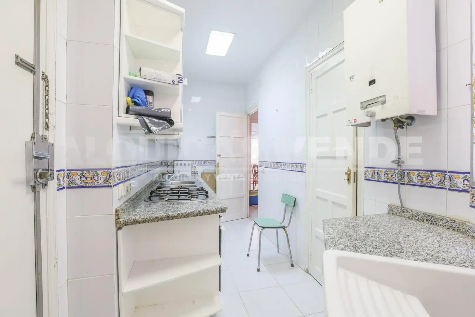 Flat with balcony for sale in Los Remedios, imagen 17