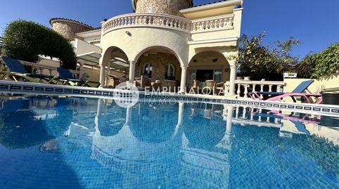 Foto 4 de Casa o chalet en venta en Carrer Sant Mori, -1, Moxó - Sant Mori, Empuriabrava