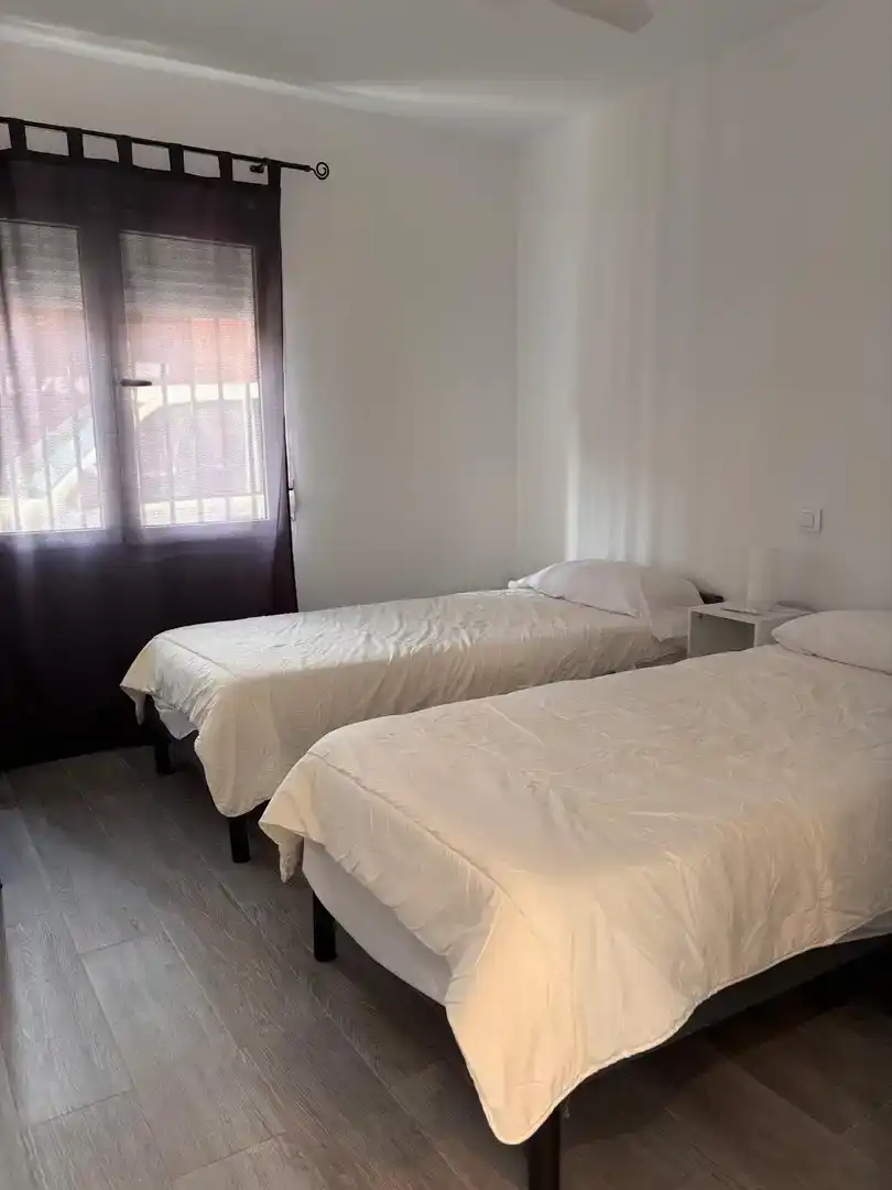 Dormitori de Apartament en venda en Castilblanco amb Aire condicionat