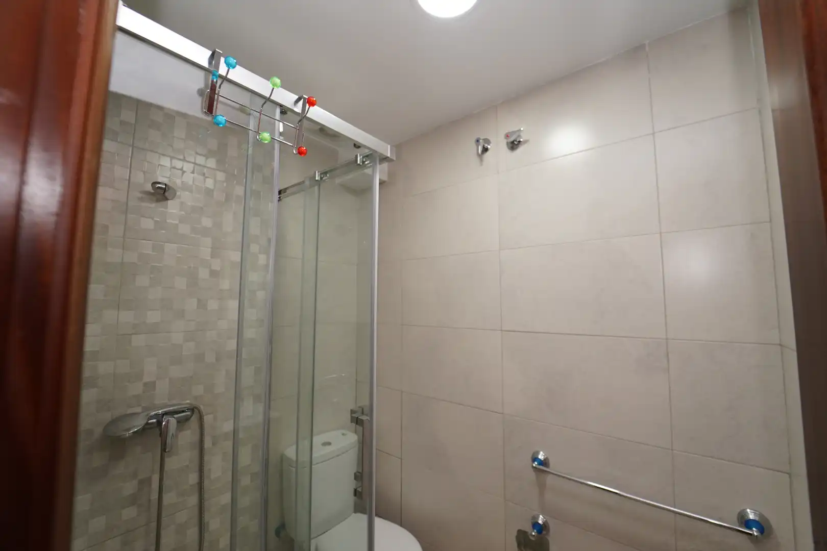 Badezimmer von Wohnung zur Miete in Granada mit Heizung, Möbliert und Ofen