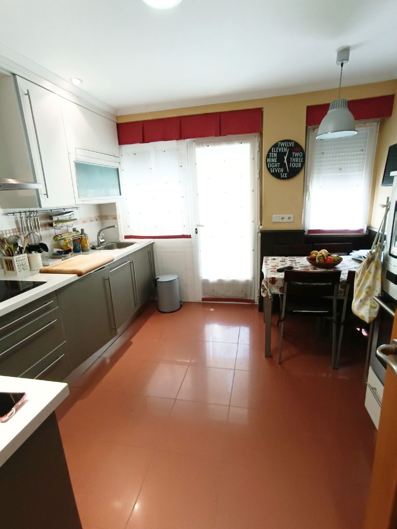 Kitchen of Planta baja for sale in  Albacete Capital  with Heating, Parquet flooring and Terrace