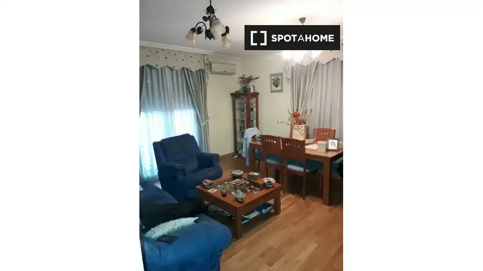 Room in Ciudad 10