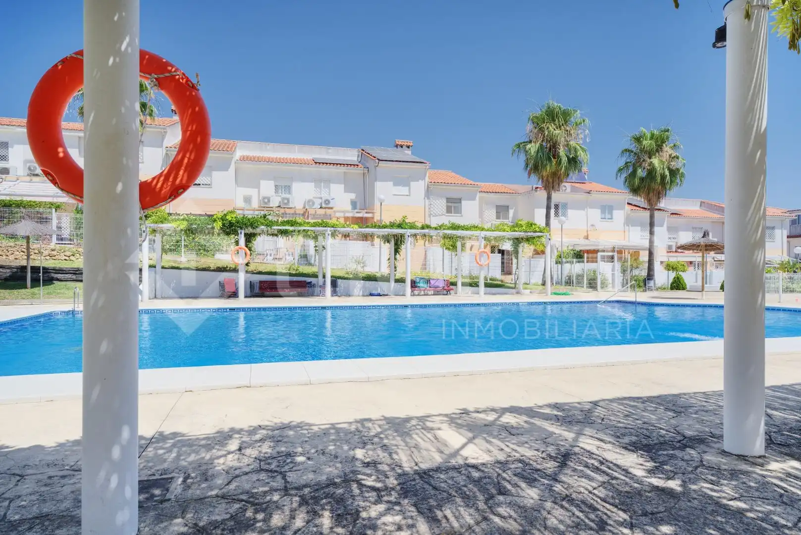 Swimming pool of Houses for sale in San Juan de Aznalfarache  with Air Conditioner, Private garden and Community pool