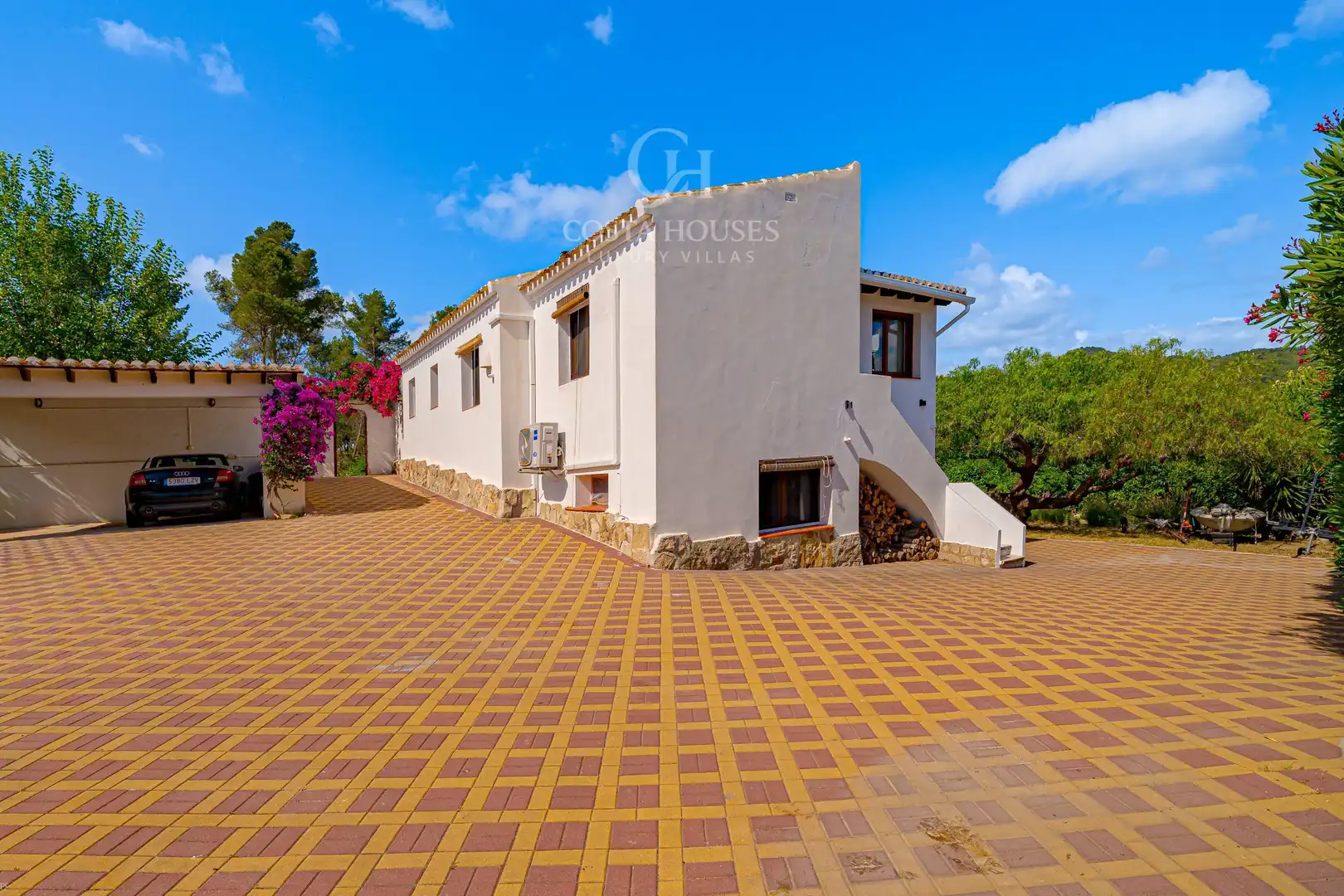 Vista exterior de Casa o xalet en venda en Jávea / Xàbia amb Aire condicionat, Jardí privat i Terrassa