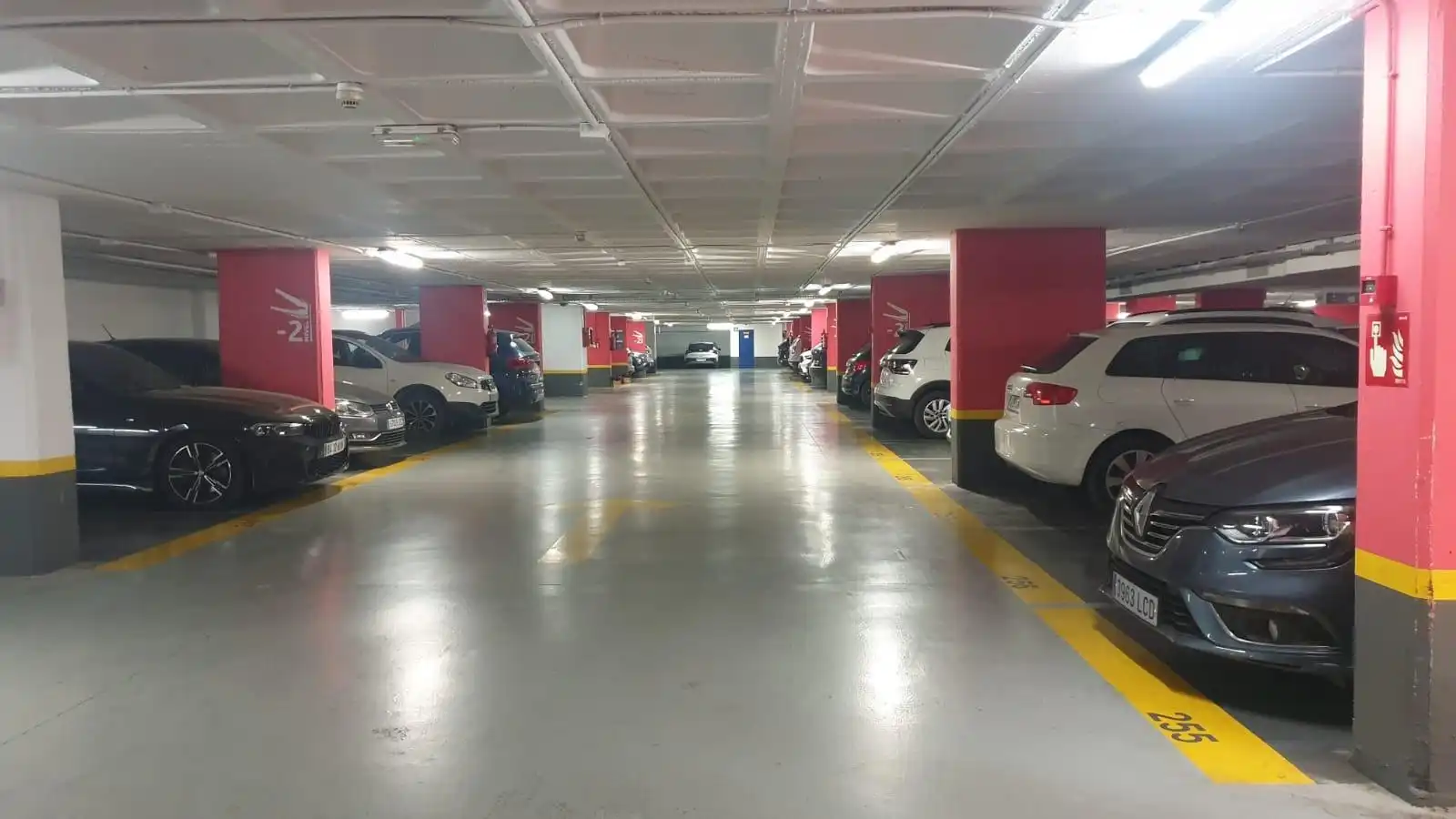 Parking de Piso en venta en Torrent con Balcón