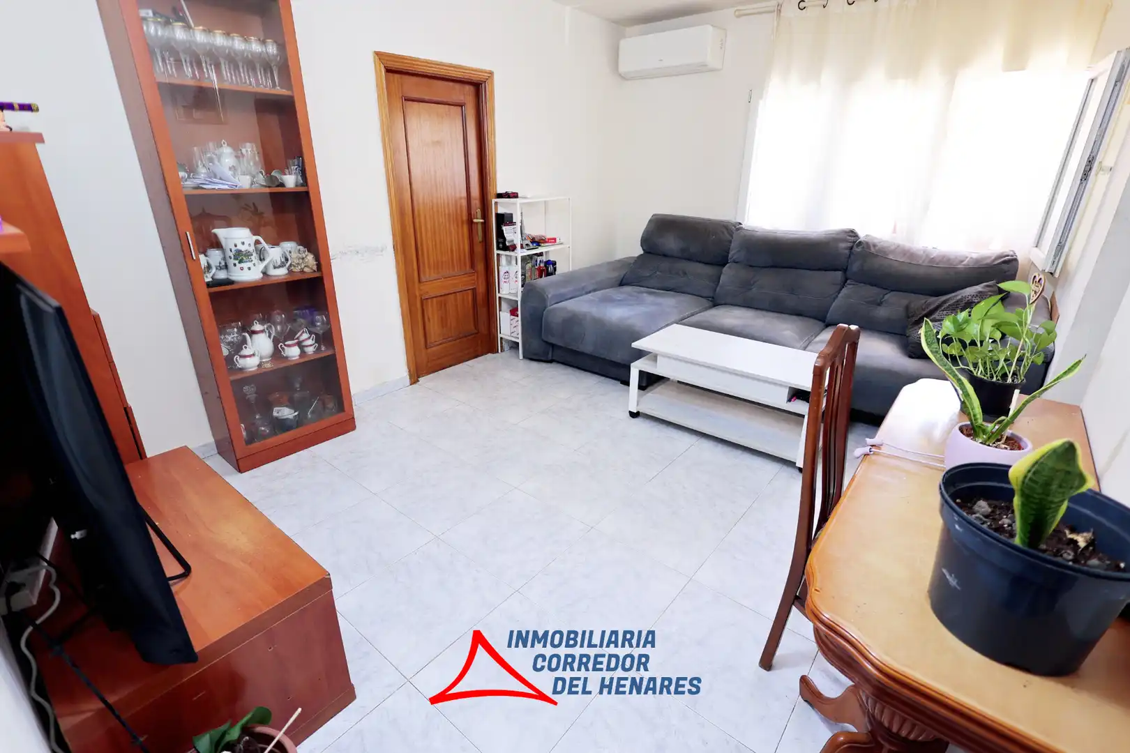Sala d'estar de Pis en venda en Coslada amb Aire condicionat i Calefacció