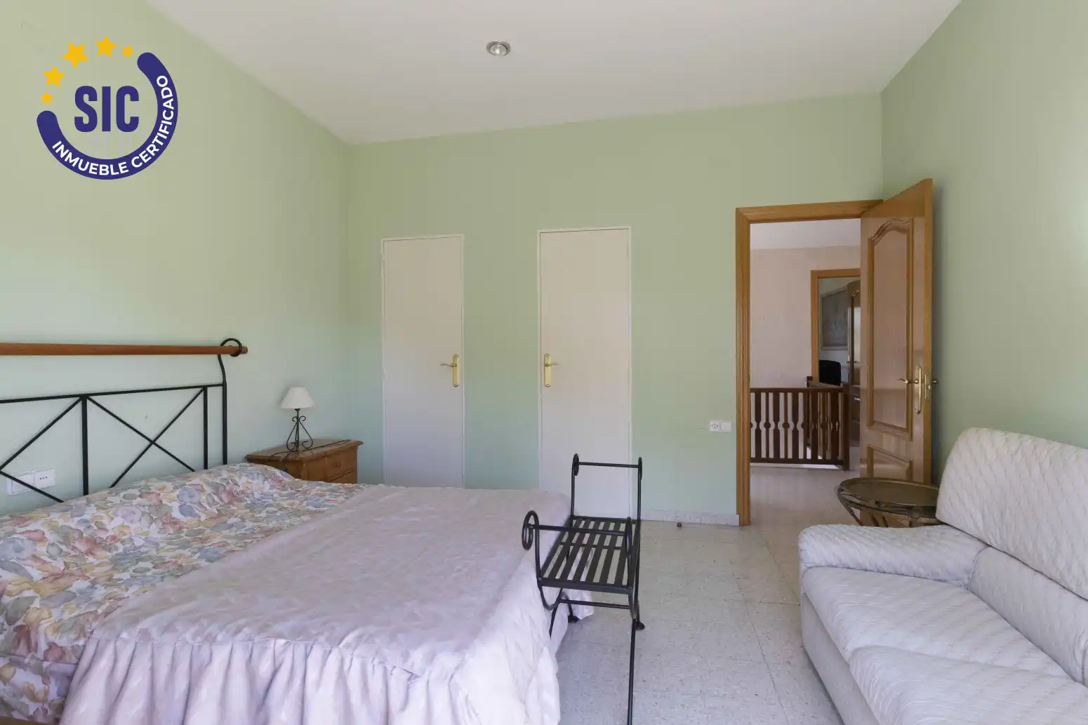 Habitación de Casa o chalet en venta en Torrent con Aire acondicionado, Jardín privado y Terraza