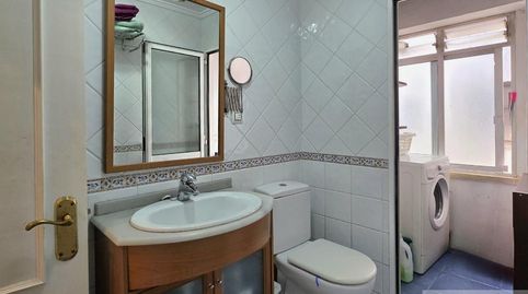 Foto 5 de Piso en venta en Augusto Junquera, 49, Ciudad Naranco - Prados de La Fuente, Oviedo