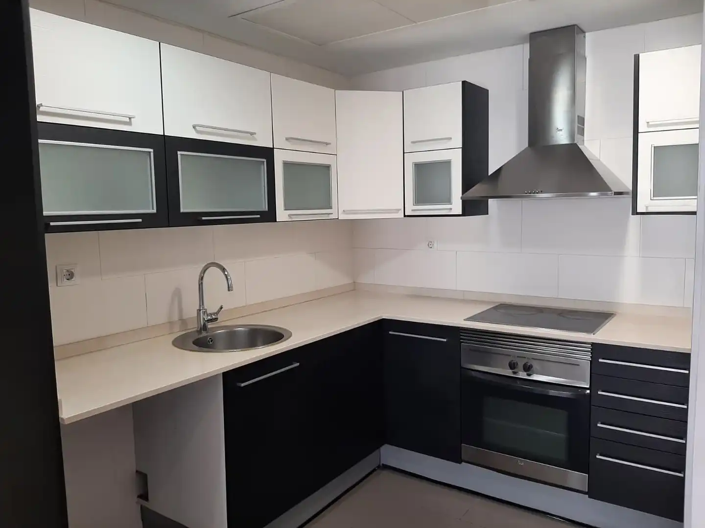 Kitchen of Flat for sale in Mataró  with Air Conditioner, Heating and Oven