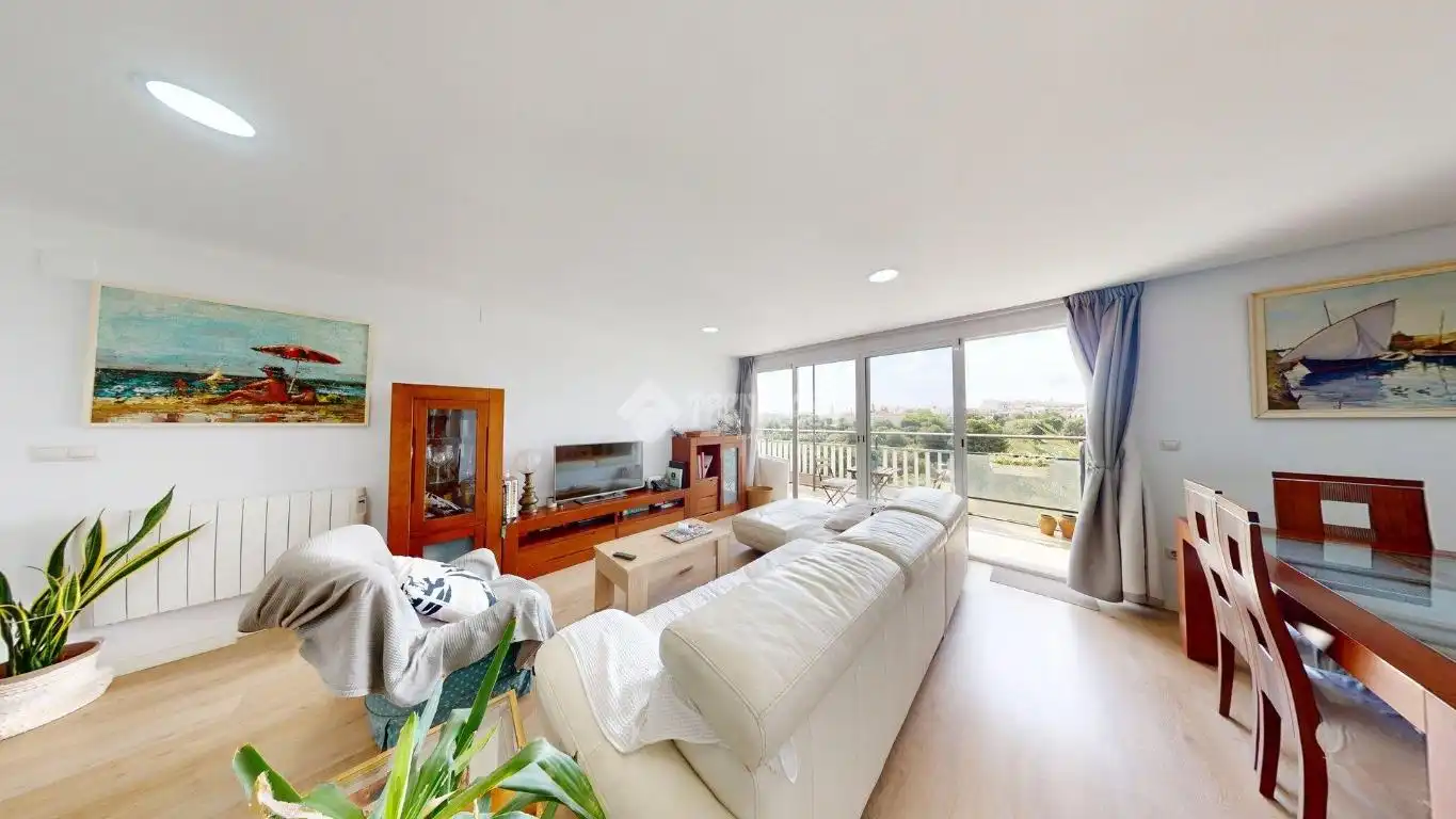 Sala de estar de Piso en venta en Valencia con Aire acondicionado, Calefacción y Balcón