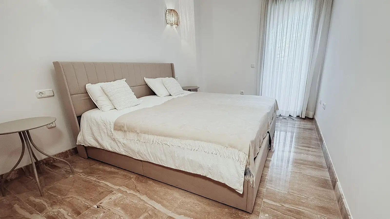 Piso con piscina en venta en Estepona Pueblo, imagen 22